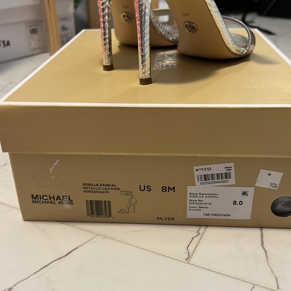 michael kors giselle sandals - Picture 5 of 6